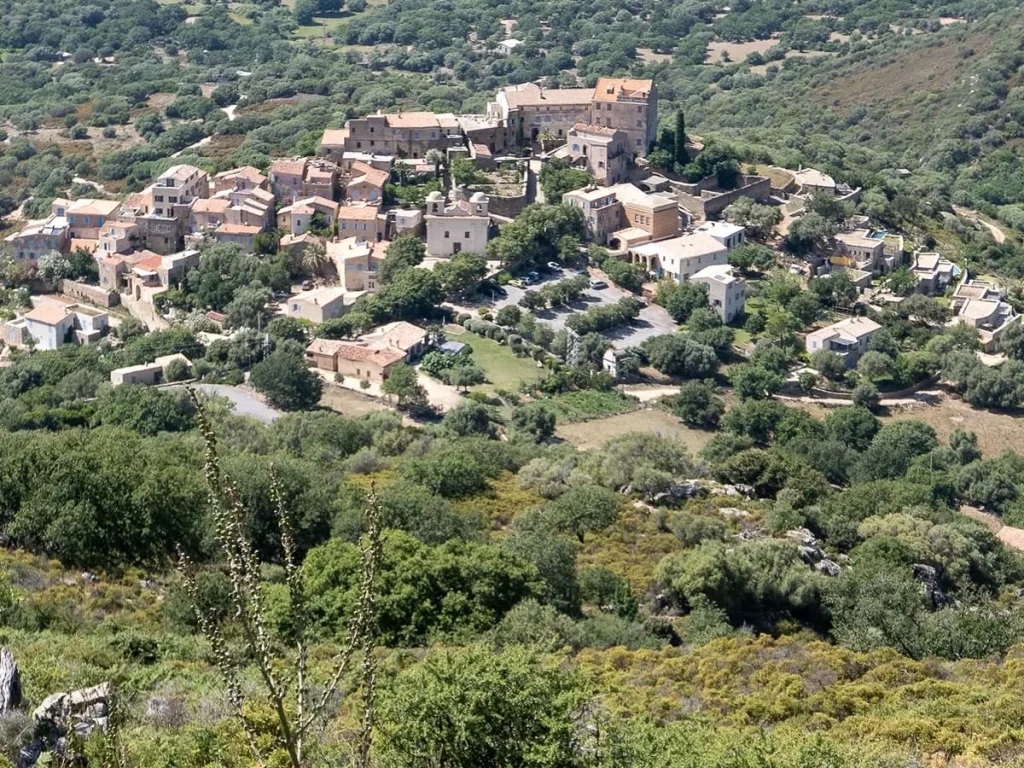 Village of Balagne cycling trip